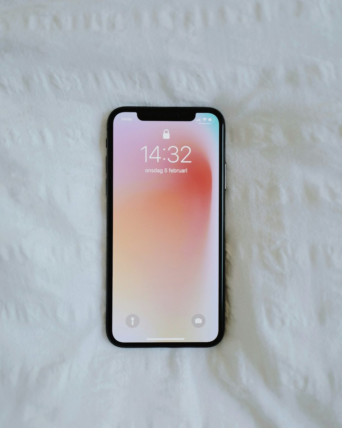 乐玩 APP 数据表界面示意